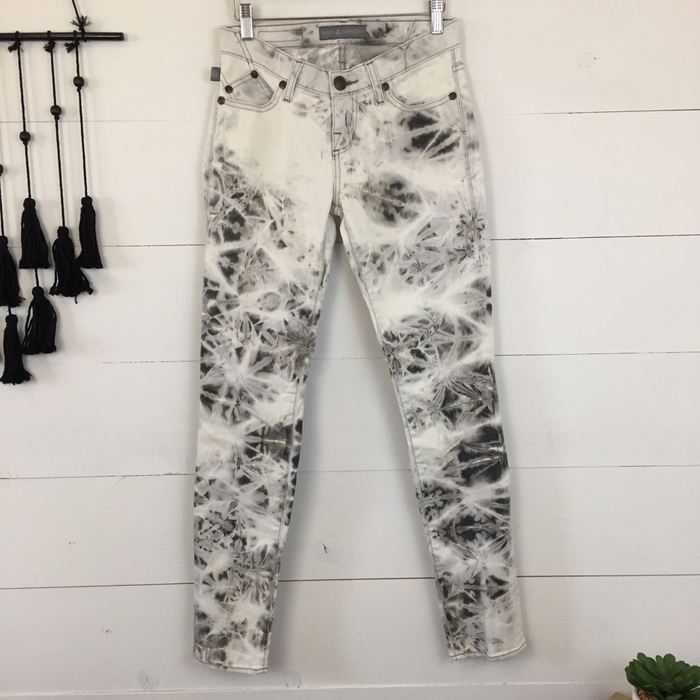 ROCK & REPUBLIC Berlin Tie-Dye skinny jeans sz 4